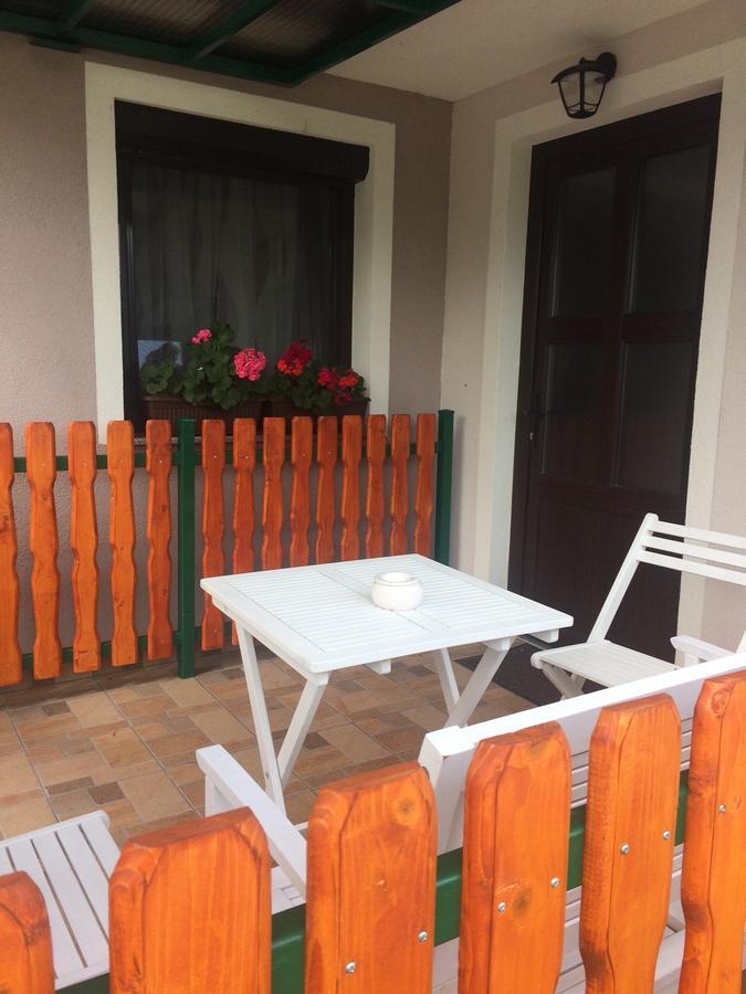 Holiday Home Maderka Strigova Exteriér fotografie